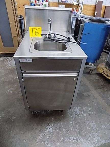 Qualserv SS Mobile Hand Wash Station