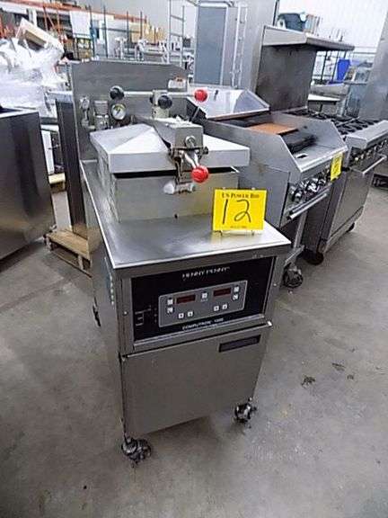 Henny Penny Computron 1000 # 600 Gas Pressure Fryer