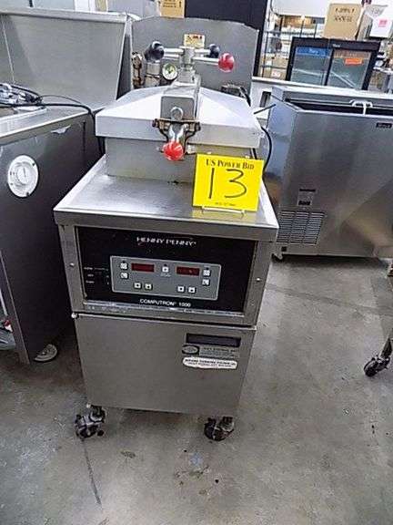 Henny Penny Computron 1000 # 600 Gas Pressure Fryer