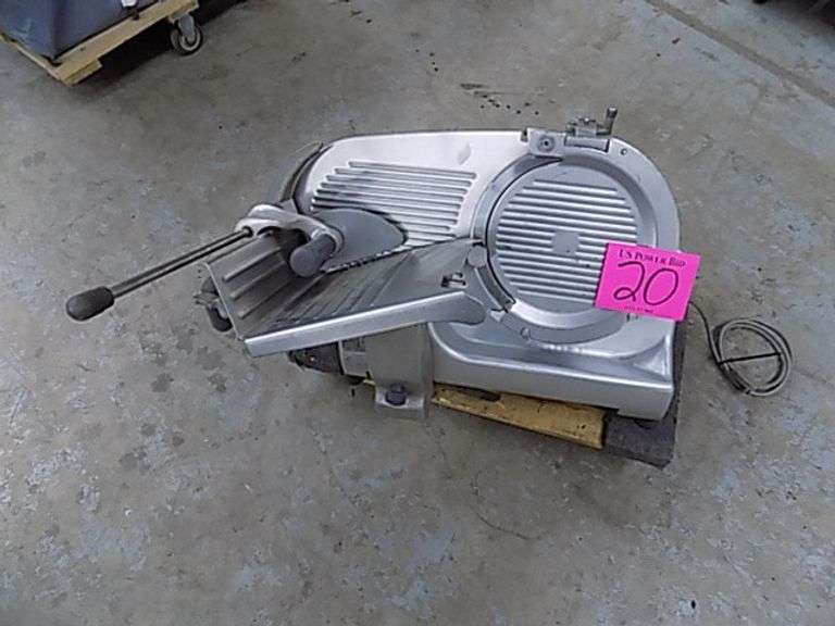 Hobart # 2812 Manual Slicer