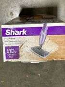SHARK LIGHT EASY STEAM MOP Shackelton Auctions Inc
