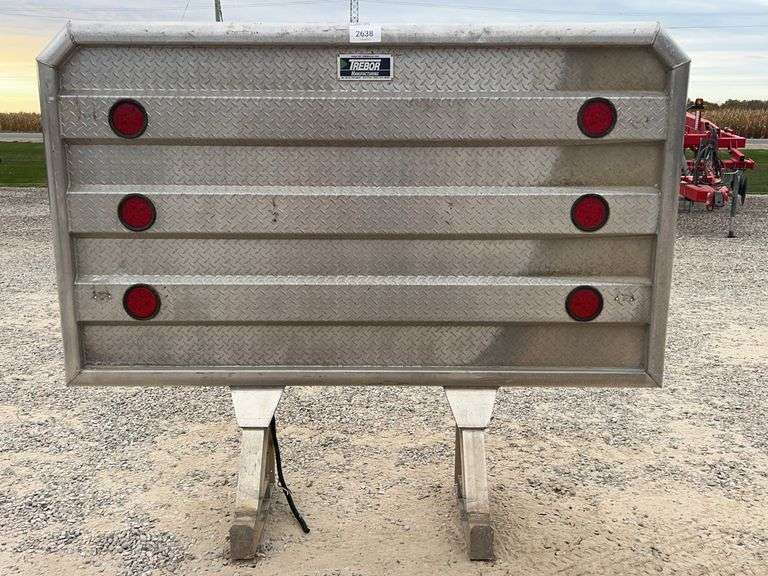 TREBOR ALUMINUM HEADACHE RACK - Shackelton Auctions Inc.