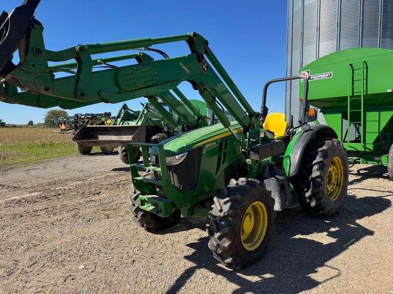 2017 JOHN DEERE 5100M MFWD TRACTOR & LOADER
