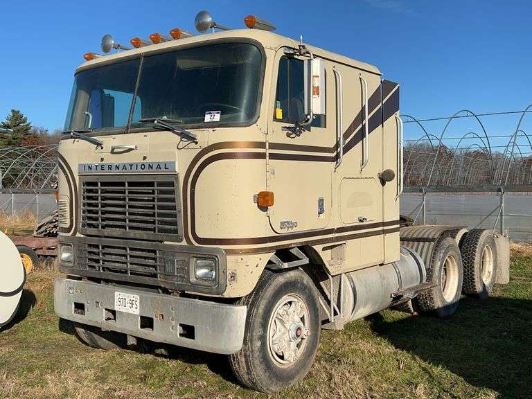 1981 INTERNATIONAL CO 9670XL SERIES CAB OVER TRUCK