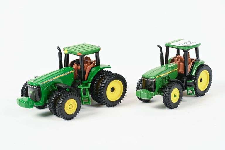 Tracteur John Deere 8420 #11 Dually - Ertl Premiere Series 2006 - 1/64 - Neuf