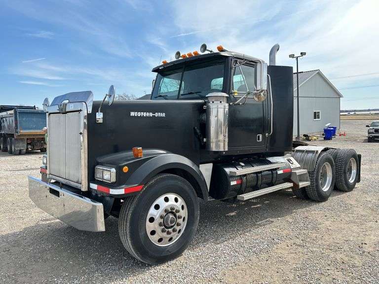 1999 WESTERN START 4964 EX TRANSPORT TRUCK - Shackelton Auctions Inc.
