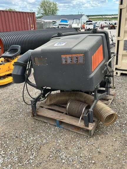 KUBOTA LAWN BAGGER UNIT - Shackelton Auctions Inc.