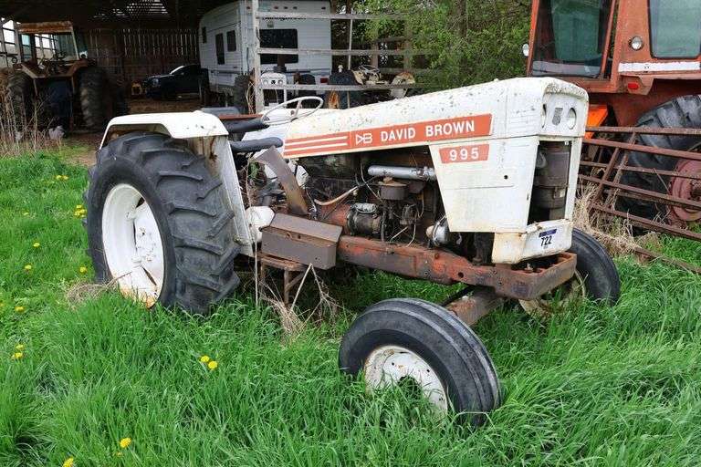 DAVID BROWN 995 DIESEL TRACTOR - Shackelton Auctions Inc.
