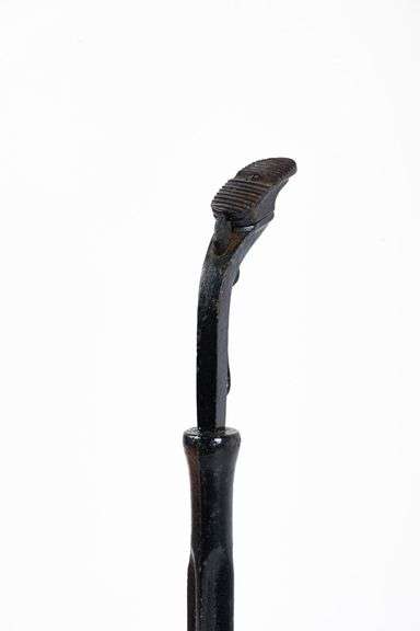CAST SHOE SHINE FOOT REST - 21"