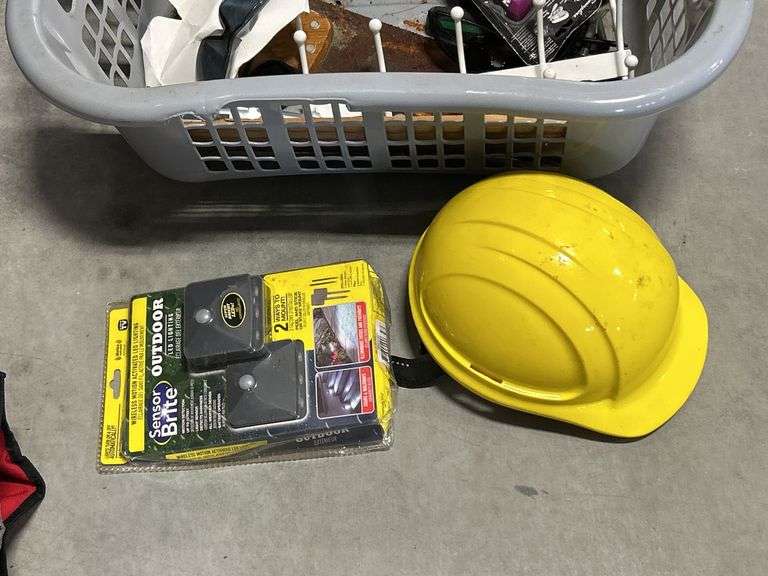 HARD HAT, OVER THE DOOR RACK, LIGHT BULBS, UTILITY KNIFE, OUTDOOR LIGHT ETC