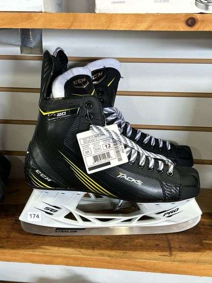 CCM TACKS SIZE 12 HOCKEY SKATES