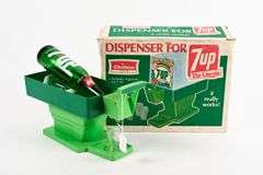 VINTAGE CHILTON TOYS 7UP DISPENSER WITH BOX