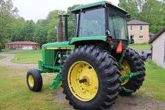 JOHN DEERE 4055 2WD TRACTOR - EXCELLENT