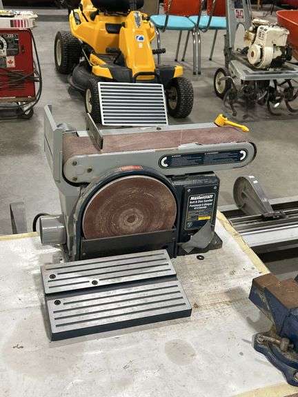 MASTERCRAFT 4" BELT & 8" DISC SANDER & 3" VISE MOUNTED ON ROLLING BENCH