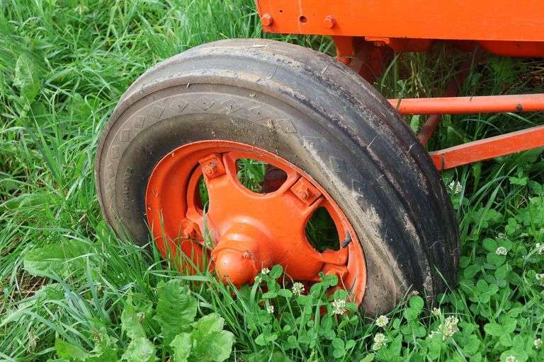 ALLIS CHALMERS 'WF' TRACTOR
