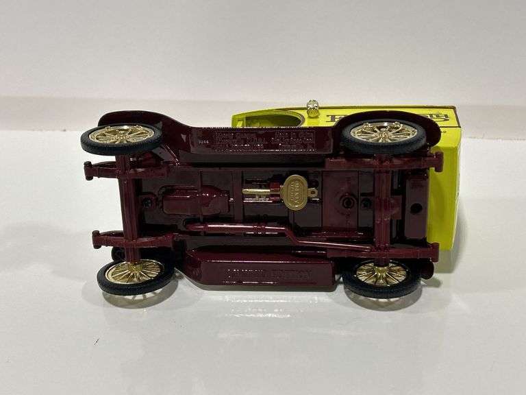 LIBERTY CLASSICS ED ROTH 1916 STUDEBAKER BANK - 1/25