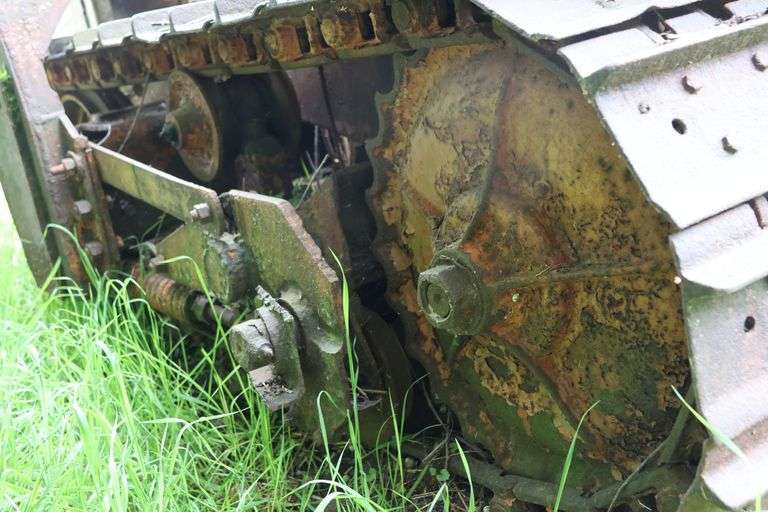 ALLIS CHALMERS 'M' CRAWLER