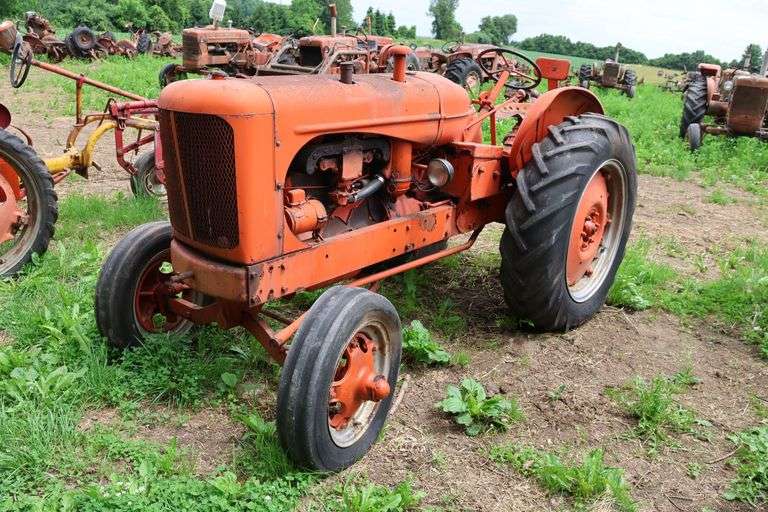 ALLIS CHALMERS 'WF' TRACTOR