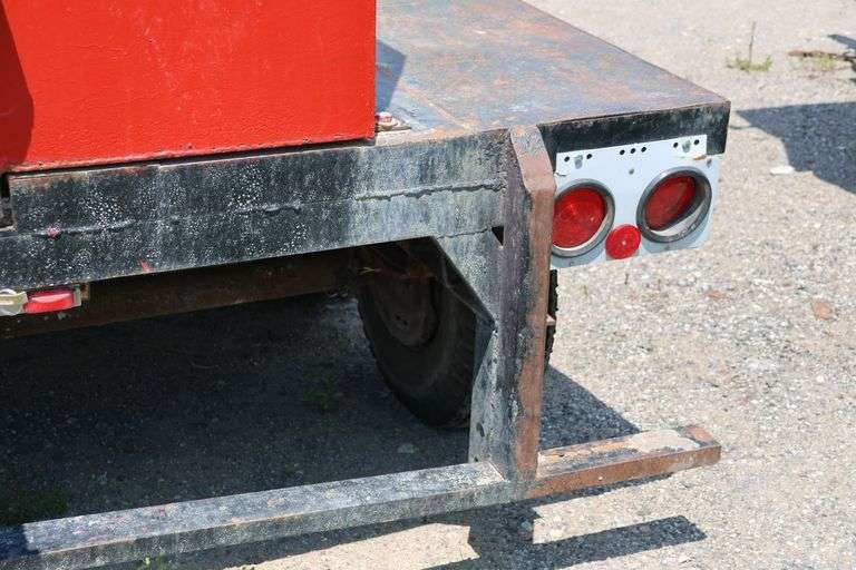 2009 HOMEBUILT TANDEM AXLE WATER TRAILER