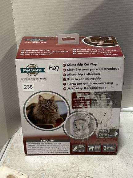 NEW PETSAFE MICROCHIP CAT FLAP DOOR
