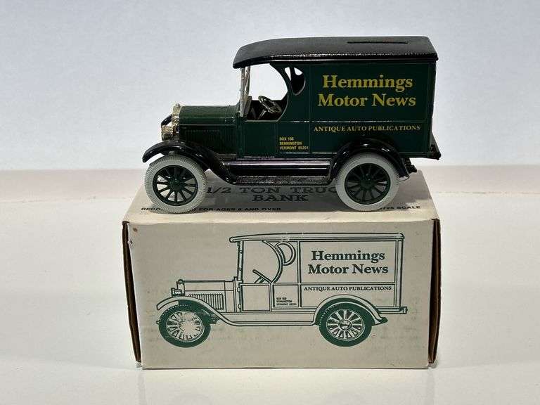 ERTL HEMMINGS MOTOR NEWS 1923 CHEVY 1/2 TON TRUCK BANK - 1//25