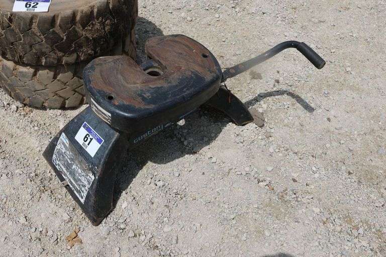 FORD 5TH WHEEL PUCK HOOK UP