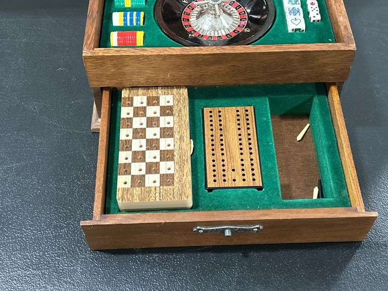 POPULAR GAMES IN WOODEN BOX - MISSING DOMINOES