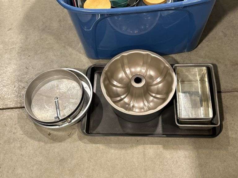TOTE OF KITCHENWARE