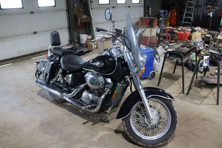 2001 HONDA SHADOW MOROTCYCLE