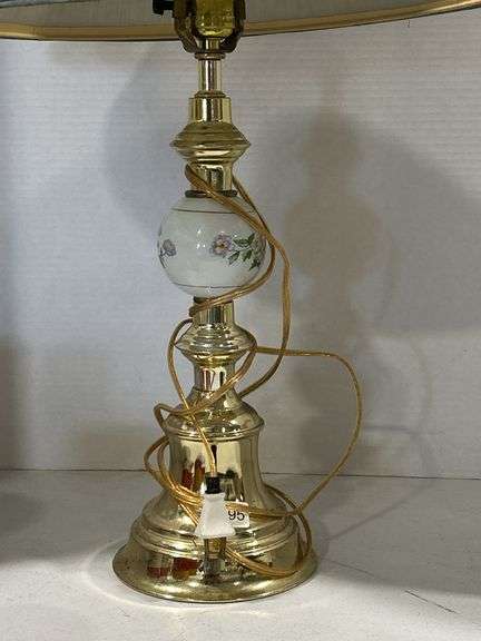 TABLE LAMP