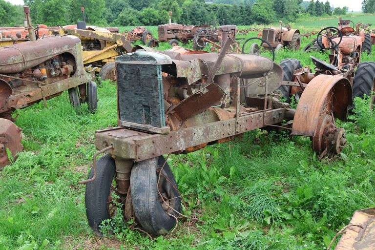ALLIS CHALMERS 'WC' TRACTOR