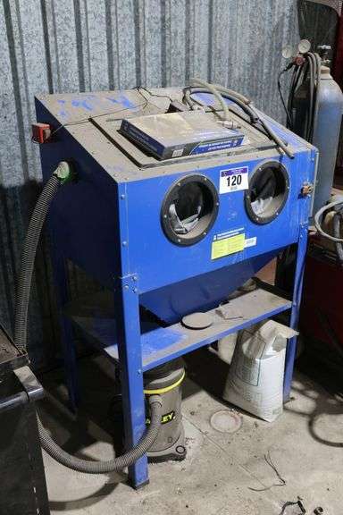 POWER FIST SANDBLASTING CABINET