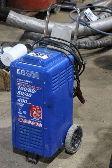 HEAVY DUTY FLEET CHARGER ENGINE START
