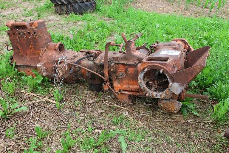 ALLIS CHALMERS TRACTOR FRAME