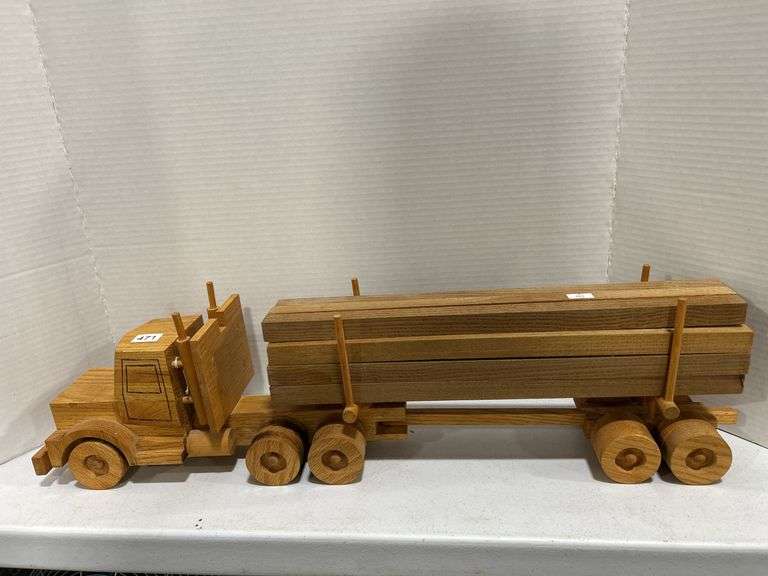 WOODEN LOGGING TRUCK MODEL - 26"