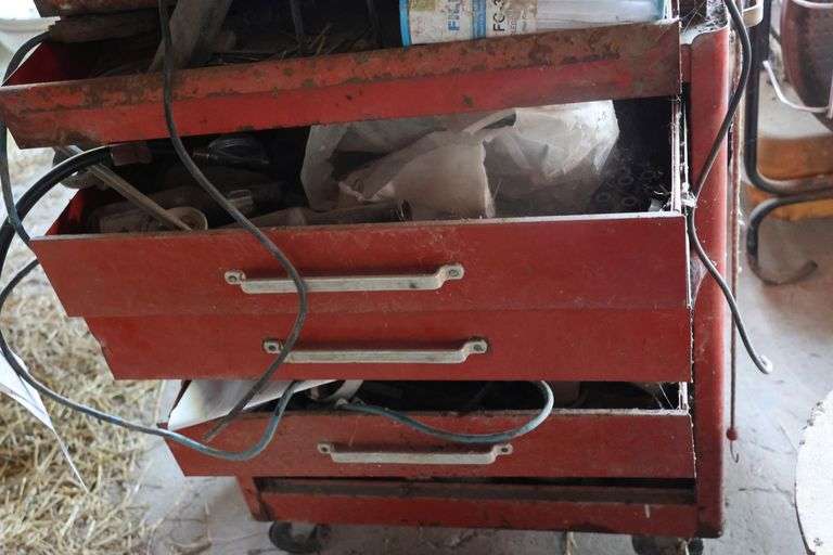 TOOLBOX & CONTENTS