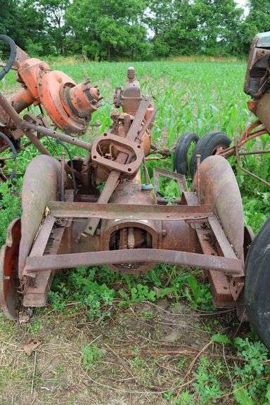 ALLIS CHALMERS TRACTOR FRAME