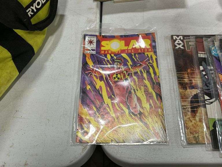COMIC BOOKS
