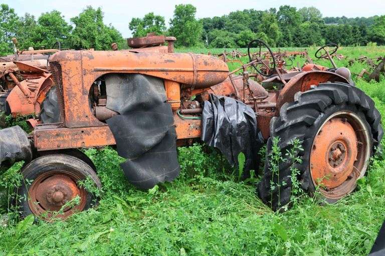 ALLIS CHALMERS 'WC' STYLED TRACTOR