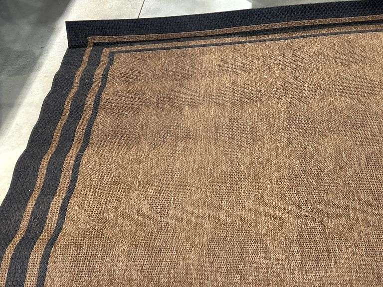 AREA RUG - 94"X120"