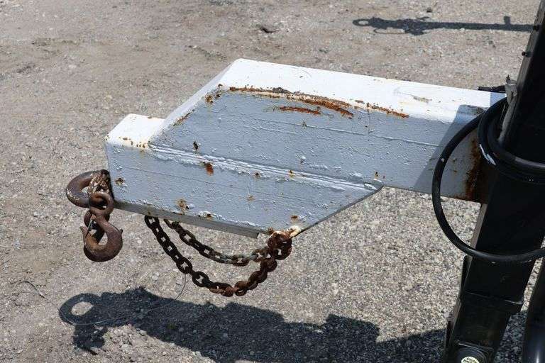 1977 HOMEBUILT TANDEM AXLE WATER TRAILER