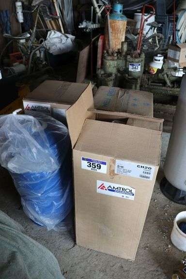 4 PRESSURE TANKS - 20 GAL.