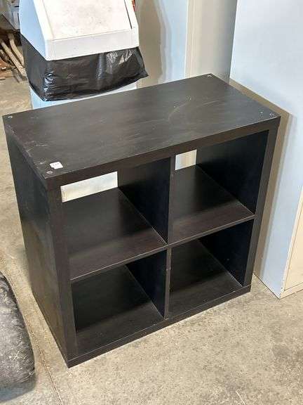 CUBE STORAGE SHELF