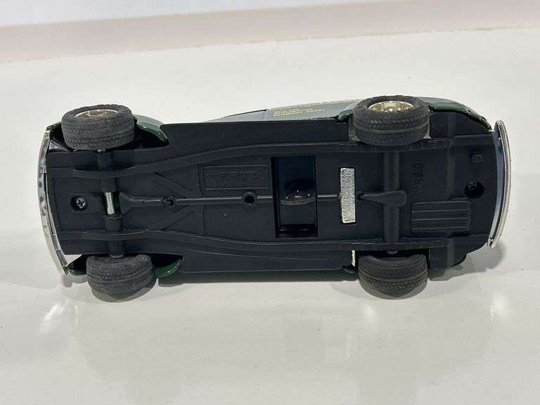 ERTL HEMMINGS MOTOR NEWS 1950 CHEVY PANEL BANK - 1//25