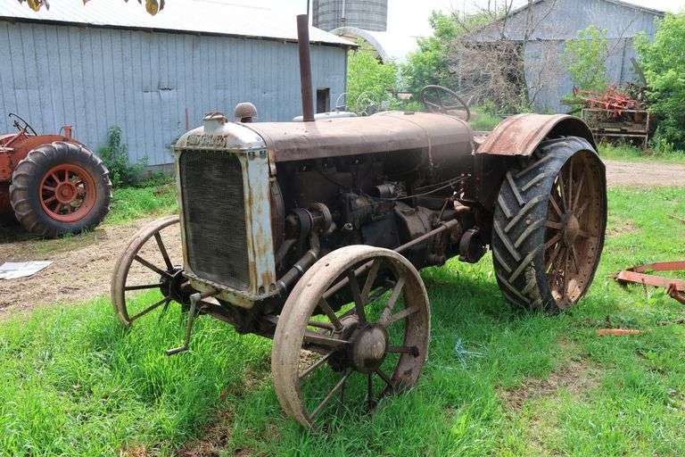 ALLIS CHALMERS E 20-35 TRACTOR ON STEEL