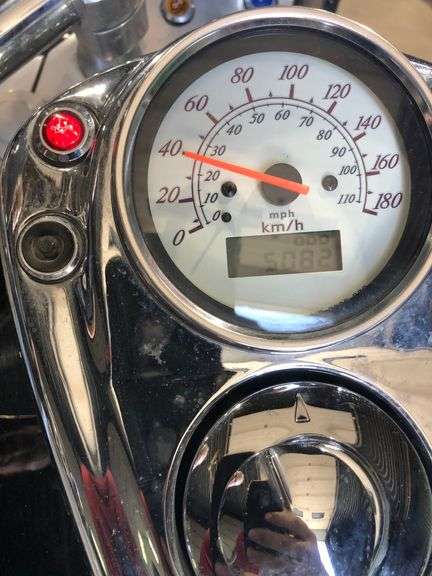 2001 HONDA SHADOW MOROTCYCLE