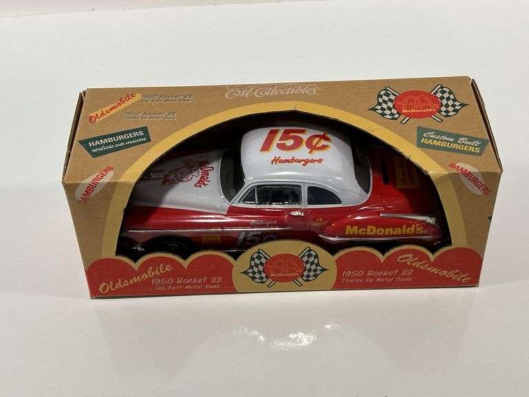 ERTL MCDONALDS 1950 OLDSMOBILE ROCKET CAR BANK - 1/25