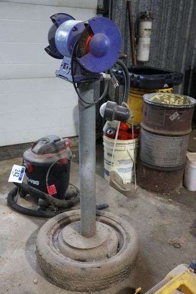 POWER SMITH 6" BENCH GRINDER ON STAND