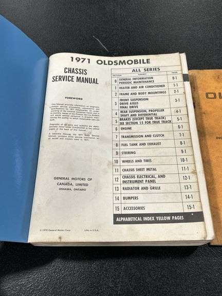 2 - 1971 OLDSMOBILE MANUALS