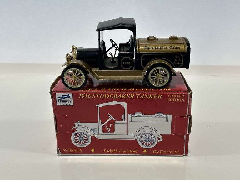 SPECCAST SPEC-TACULAR NEWS 1916 STUDEBAKER TANKER TRUCK BANK - 1/25
